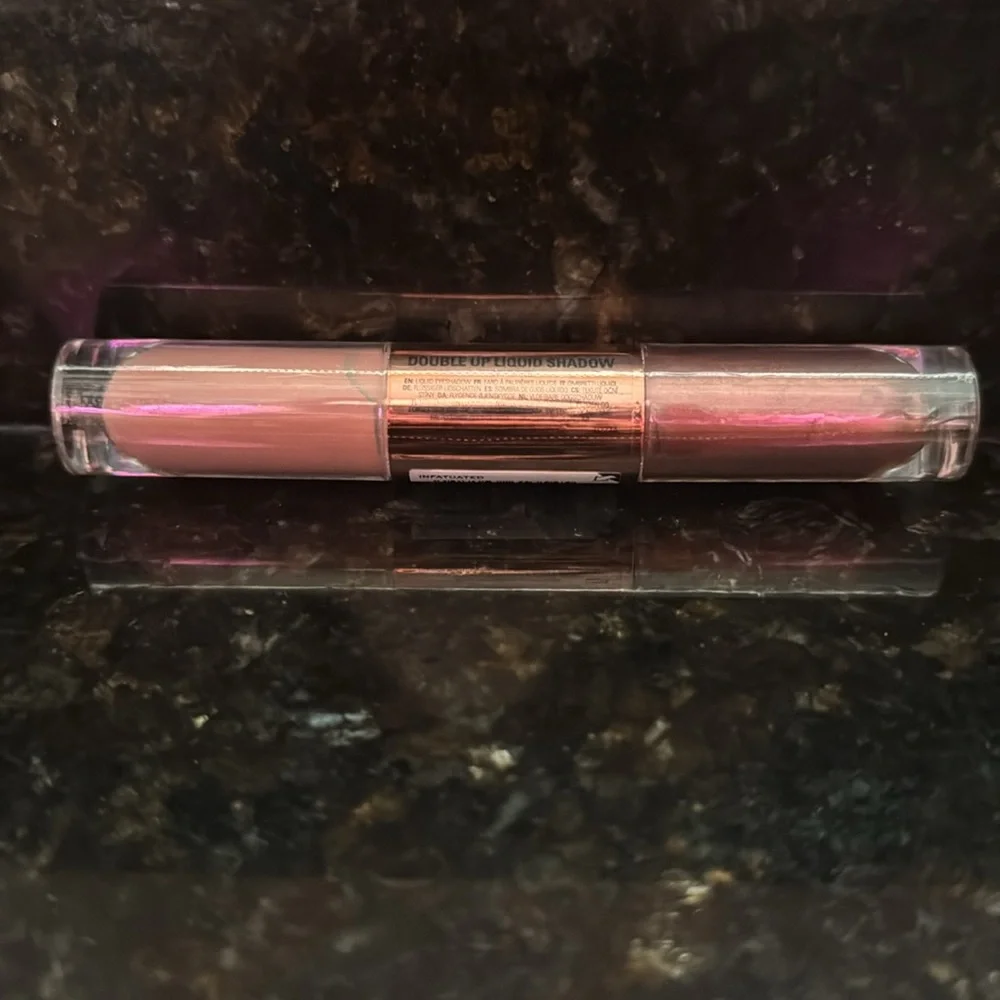 Makeup Revolution Double‎ Up Liquid Eyeshadow - Infatuated